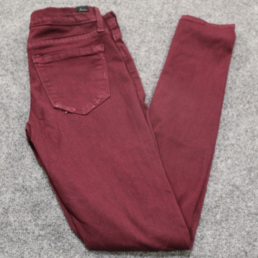Kancan KC1654‎ Cut 1943 Burgundy Skinny Jeans Distressed Knee Size W3 25